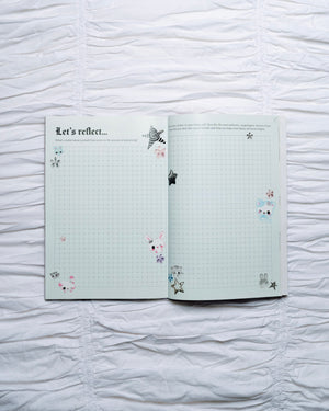 girlhood_v? Art Book 4