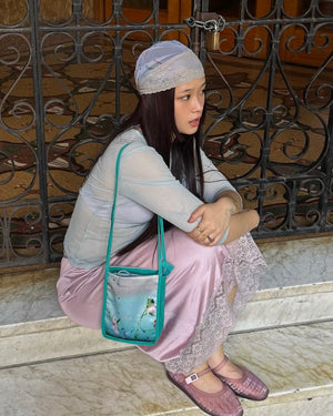 v? x ÉGON headscarf 2